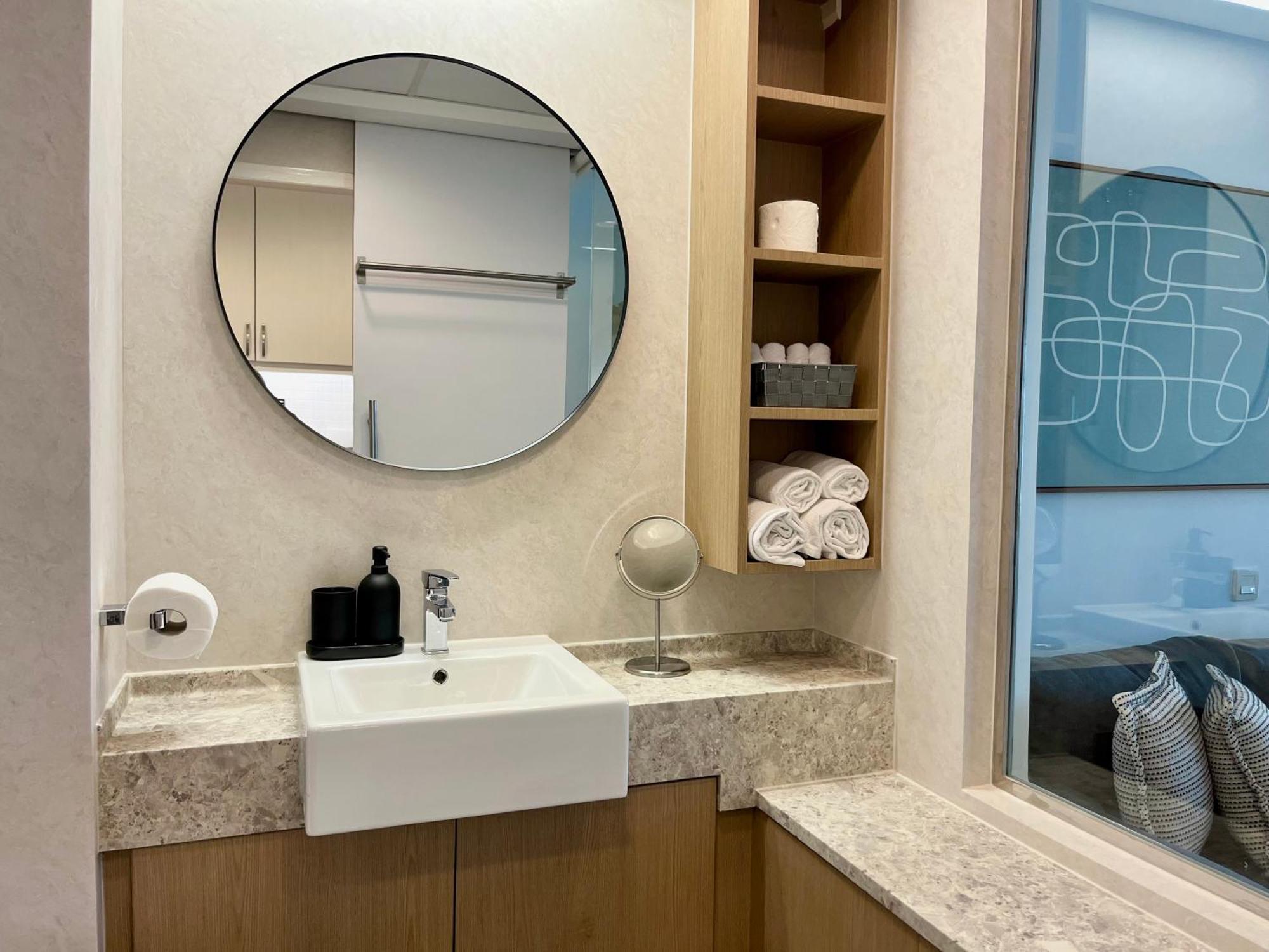 Palm Jumeirah Upgraded & Cozy Boutique Apartment Dubai Exterior photo